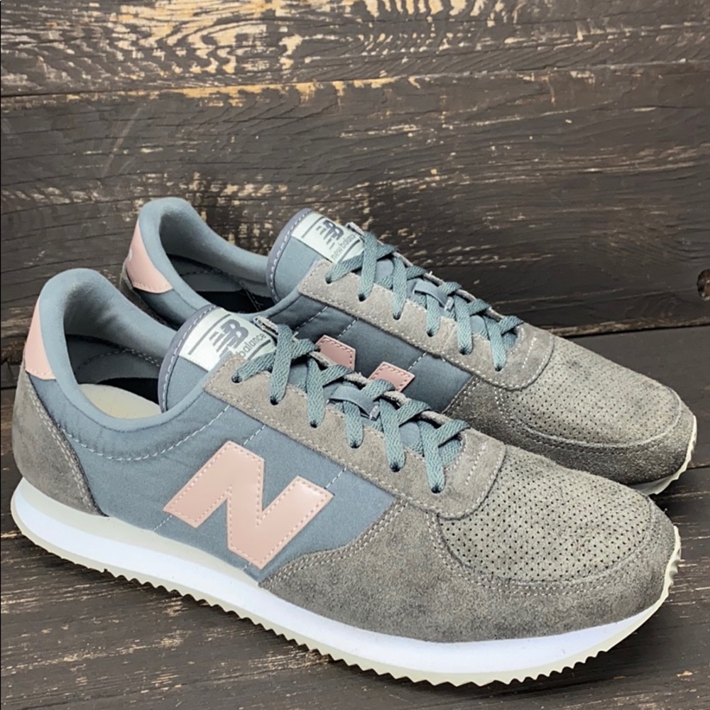 New Balance Classic Sneakers Size 10